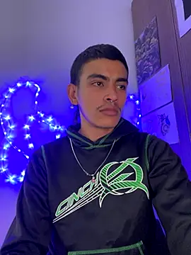 sorry-mom69 online show from 2, 12, 2025