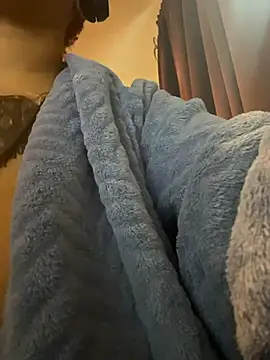 nickytheehawtie online show from 28, 3, 2026