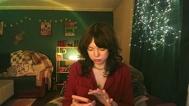 ClancyMorissey online show from 8, 4, 2026