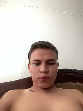 Snapshot of Leon_Wild chatting on 16, 7, 2026 Leon Wild online show from 16, 7, 2026