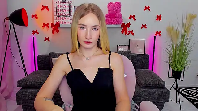 bella  rose online show from 21, 2, 2025