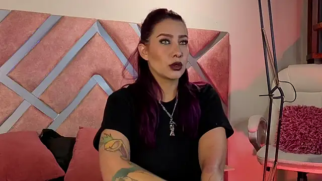  kelly hous36 online show from 11, 11, 2025