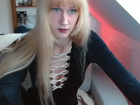 goldhaarigeDame online show from 5, 10, 2025
