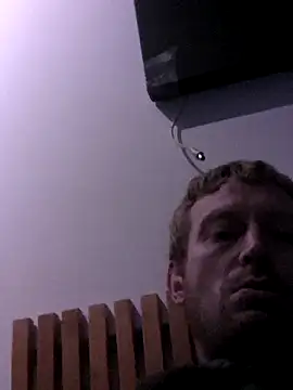 Snapshot of rippedbritish chatting on 7, 11, 2025 rippedbritish online show from 7, 11, 2025