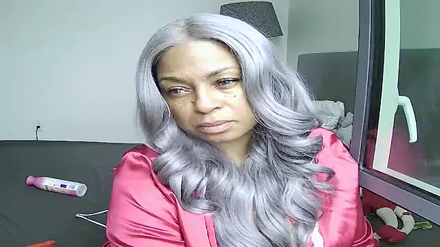Snapshot of MSweetLindaParks chatting on 22, 6, 2026 MSweetLindaParks online show from 22, 6, 2026