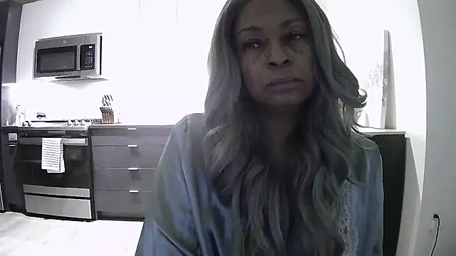 Snapshot of MSweetLindaParks chatting on 16, 7, 2026 MSweetLindaParks online show from 16, 7, 2026