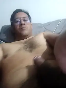 Snapshot of Yimicito chatting on 21, 7, 2026 Yimicito online show from 21, 7, 2026