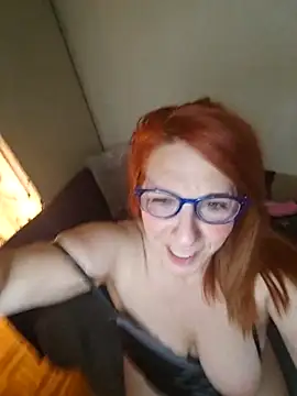 lollipop cat online show from 17, 2, 2025