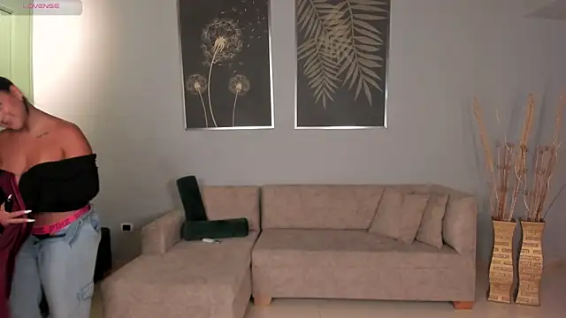 ToriCrossX online show from 20, 3, 2025