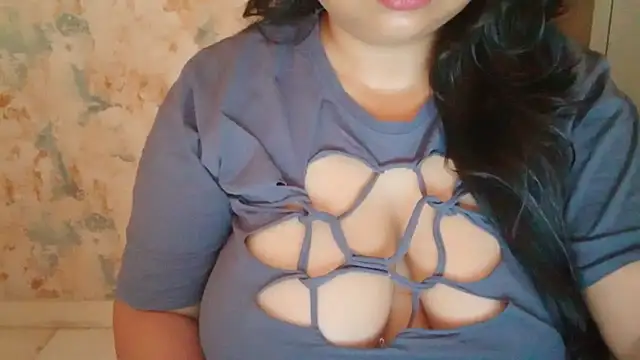 yoursnishaa online show from 5, 5, 2026