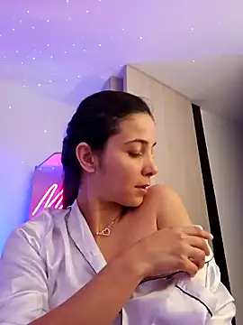 miaeyes online show from 18, 1, 2025