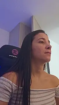 miaeyes online show from 19, 11, 2025