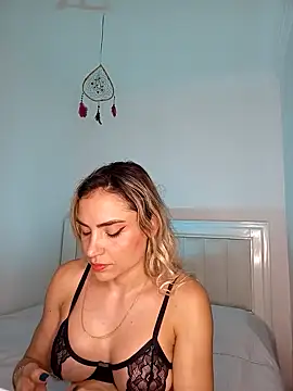 Snapshot of ASHLEY_BLAIR chatting on 21, 1, 2025 ASHLEY BLAIR online show from 21, 1, 2025