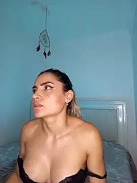 Snapshot of ASHLEY_BLAIR chatting on 25, 2, 2025 ASHLEY BLAIR online show from 25, 2, 2025