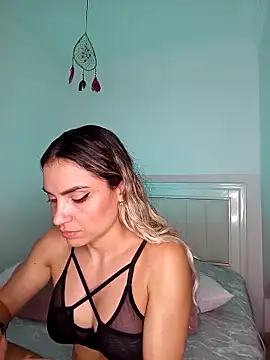 Snapshot of ASHLEY_BLAIR chatting on 18, 3, 2025 ASHLEY BLAIR online show from 18, 3, 2025