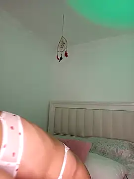 Snapshot of ASHLEY_BLAIR chatting on 15, 9, 2025 ASHLEY BLAIR online show from 15, 9, 2025