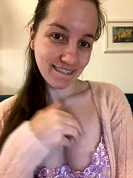 Nicole-Ray online show from 24, 10, 2025