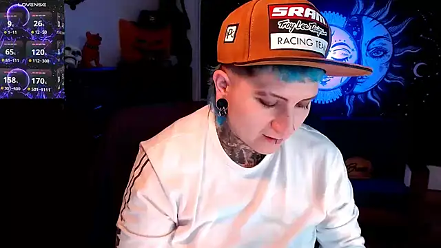 Marieblueeyes online show from 4, 3, 2025