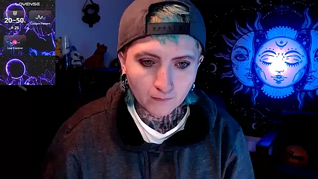 Marieblueeyes online show from 16, 3, 2025