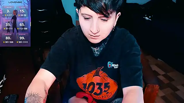 Marieblueeyes online show from 20, 10, 2025