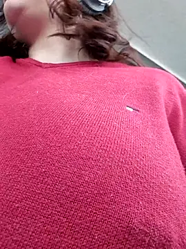 Yammy Yumi online show from 14, 10, 2025