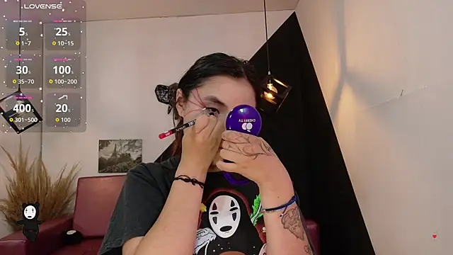 Perla Campbell online show from 16, 10, 2025