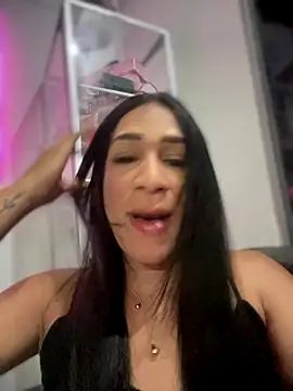 Ashly Miller online show from 11, 11, 2025