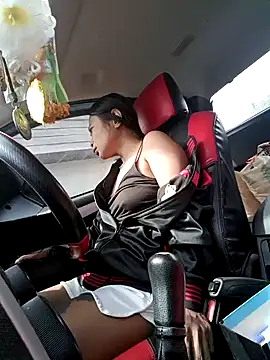 KinkyKit May online show from 9, 12, 2024