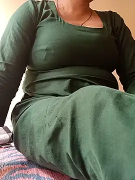 Lovly pari online show from 28, 7, 2026
