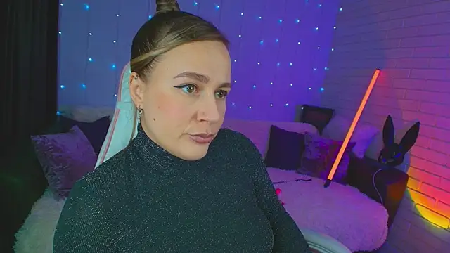 pepper cat  online show from 12, 3, 2025