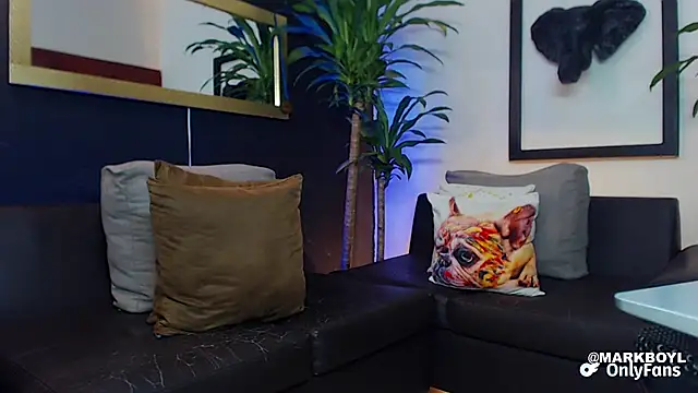 Snapshot of Markboyl chatting on 22, 12, 2024 Markboyl online show from 22, 12, 2024