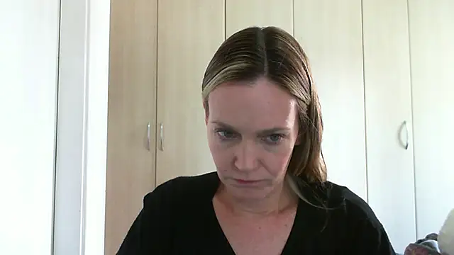 Annylove1 online show from 13, 1, 2025