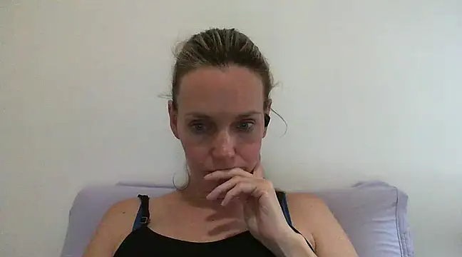Annylove1 online show from 17, 1, 2025