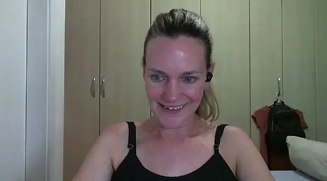 Annylove1 online show from 21, 1, 2025