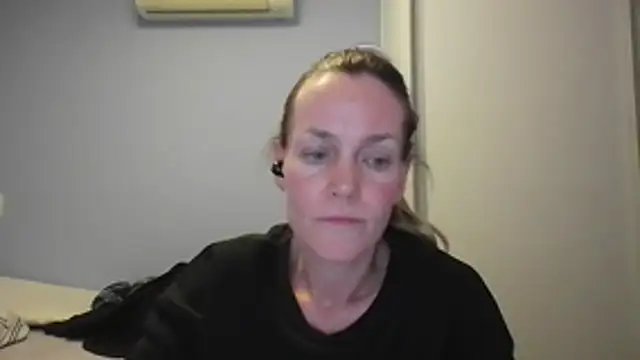 Annylove1 online show from 15, 11, 2025