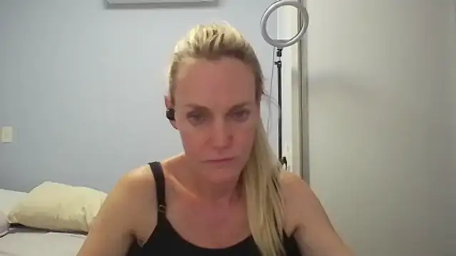 Annylove1 online show from 11, 1, 2026