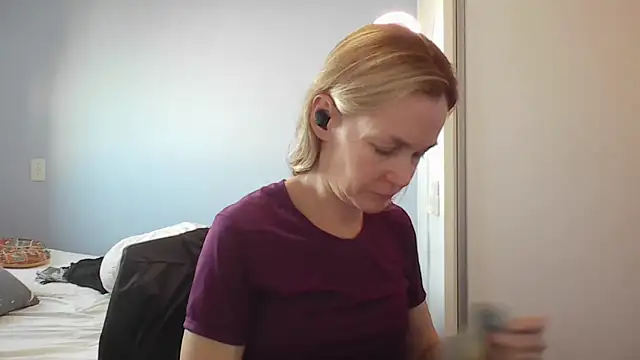 Annylove1 online show from 6, 4, 2026