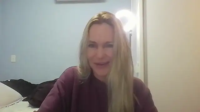 Annylove1 online show from 13, 7, 2026