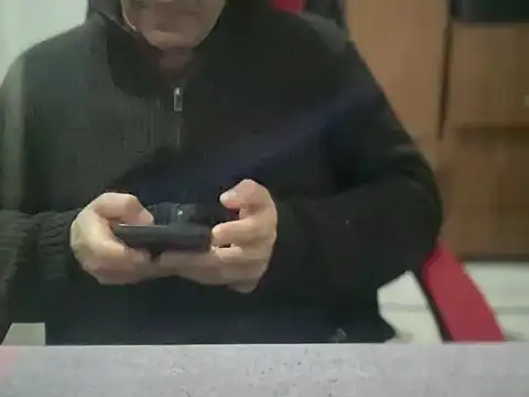 Snapshot of ALPHANDRE chatting on 1, 2, 2026 ALPHANDRE online show from 1, 2, 2026