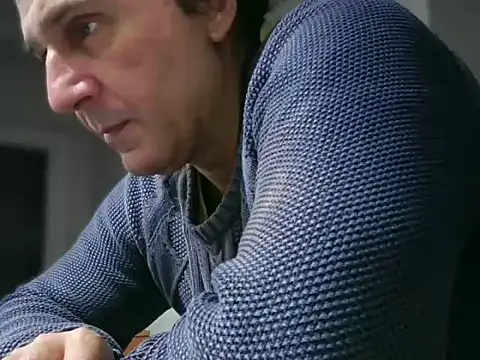 Snapshot of ALPHANDRE chatting on 4, 2, 2026 ALPHANDRE online show from 4, 2, 2026