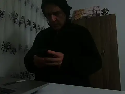 Snapshot of ALPHANDRE chatting on 28, 3, 2026 ALPHANDRE online show from 28, 3, 2026