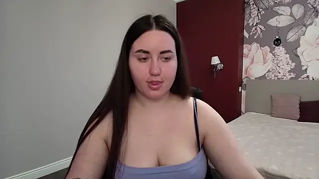 Roxie Bradley online show from 23, 3, 2026