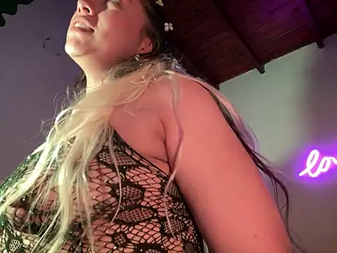 Im sophiie online show from 29, 1, 2025