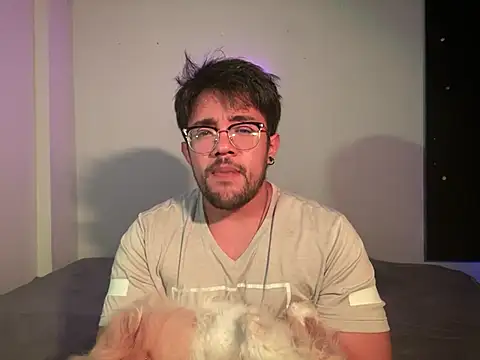 Im sophiie online show from 7, 2, 2025