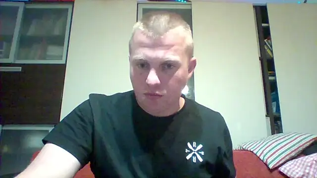 Snapshot of Matttthees chatting on 30, 9, 2025 Matttthees online show from 30, 9, 2025