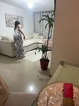 Miaparkerss  online show from 27, 3, 2026