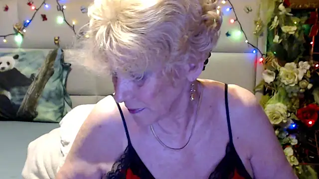 HappyWomanOn online show from 7, 6, 2026