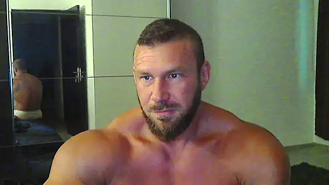 Snapshot of muscularkevin chatting on 25, 6, 2026 muscularkevin online show from 25, 6, 2026