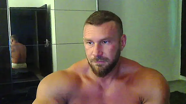 Snapshot of muscularkevin chatting on 4, 7, 2026 muscularkevin online show from 4, 7, 2026
