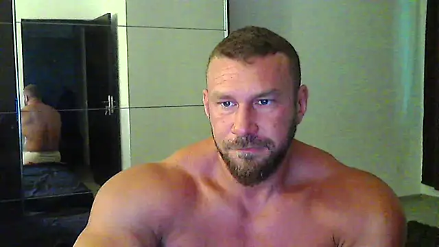 Snapshot of muscularkevin chatting on 7, 7, 2026 muscularkevin online show from 7, 7, 2026